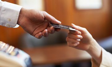 Conoce los sitios donde no debes usar la tarjeta de crédito