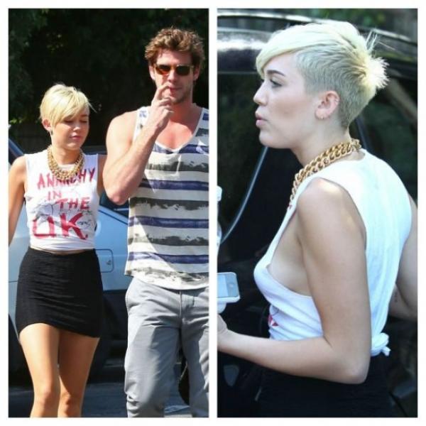 Miley Cyrus muestra los senos en la calle