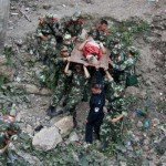 Fotos y video: Sismo en China deja 64 muertos Sismo en China deja 64 muertos