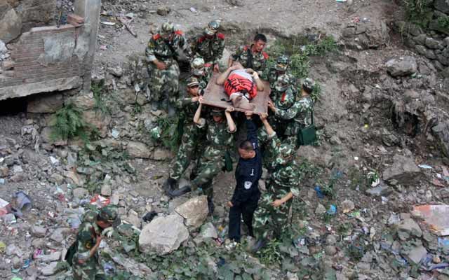 Sismo en China deja 64 muertos