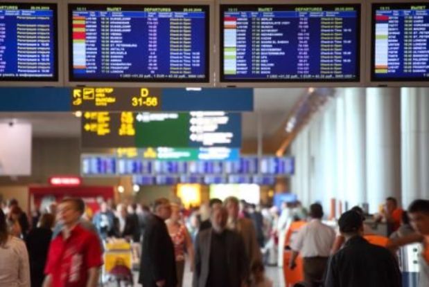 Estrategias para evitar hacer largas filas en el aeropuerto