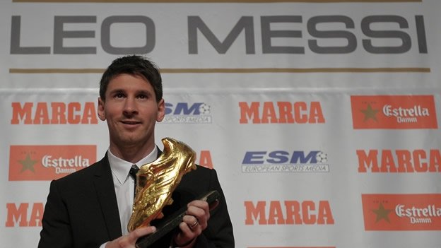 Lionel Messi recibe la la Bota de Oro