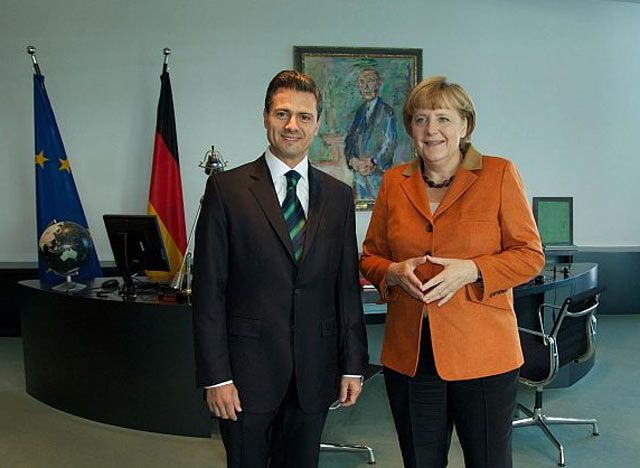La reunión privada de Enrique Peña Nieto y Angela Merkel - Video