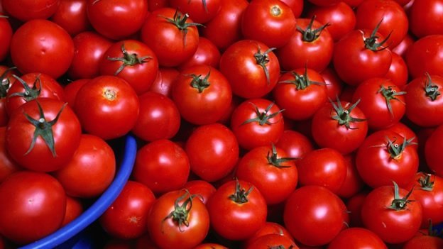 Comer tomate reduce el riesgo de derrames cerebrales