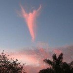 Tras nombramiento del Papa Francisco aparece nube con forma de ángel - Fotos Tras nombramiento del Papa Francisco aparece nube con forma de ángel - Fotos