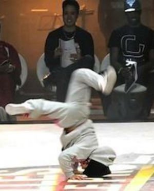 Video: Niña de seis años es la mejor bailarina de breakdance del mundo