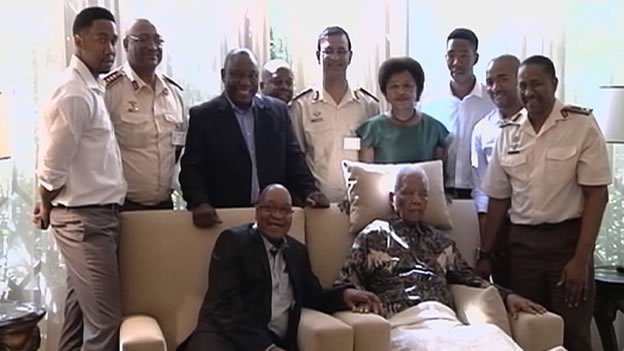 Video de Nelson Mandela indigna a Sudáfrica