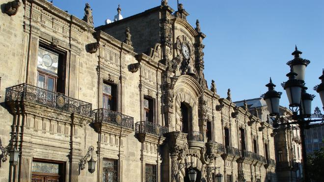 Éstos son los estados mexicanos más endeudados