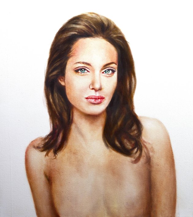 Retrato de Angelina Jolie tras la doble mastectomía