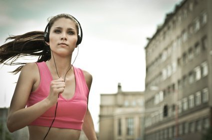 Los beneficios de hacer ejercicio con música