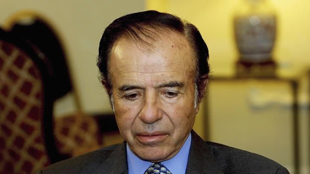 Condenan a siete años de cárcel al expresidente argentino Carlos Menem