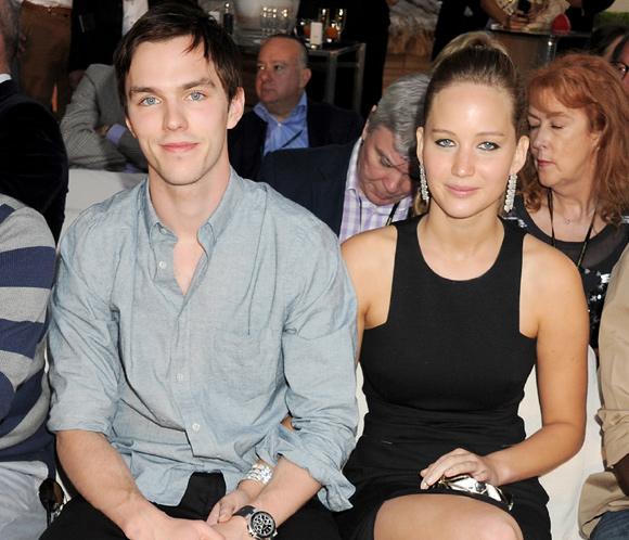 Jennifer Lawrence y Nicholas Hoult vuelven a ser novios Jennifer Lawrence y Nicholas Hoult vuelven a ser novios