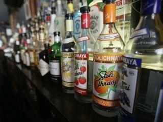 Cuba: Siete muertos por tomar alcohol contaminado