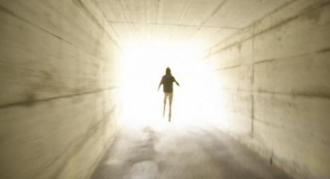 La verdad sobre la luz blanca al estar al borde de la muerte