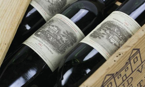 ¿Cuánto gastarías en un vino? Éstos son los más costosos