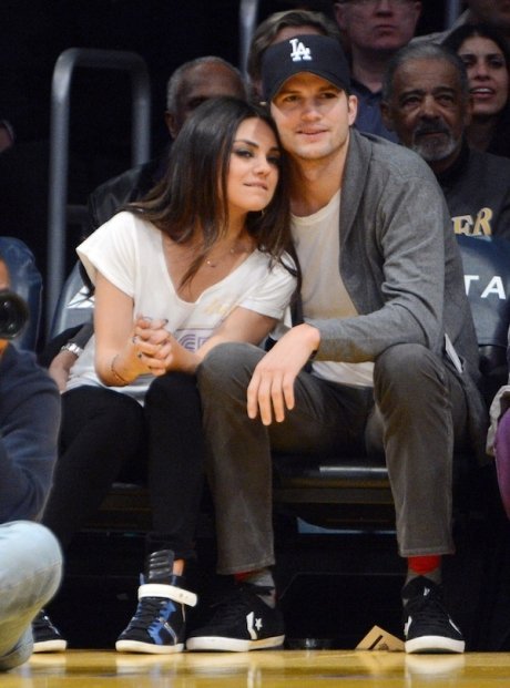 Mila Kunis y Ashton Kutcher se comprometen