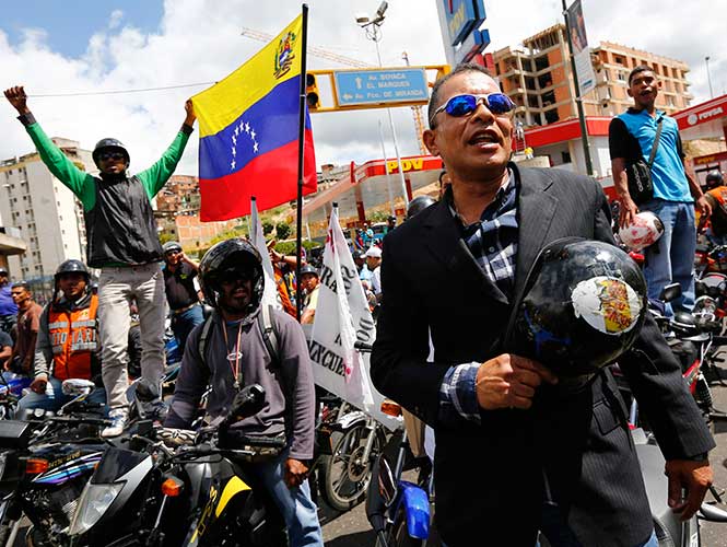 Maduro advirtió que la cobertura periodística de protestas es ilegal Maduro advirtió que la cobertura periodística de protestas es ilegal