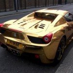 Mira la Ferrari de oro del campeón mundial de kickboxing - Fotos Mira la Ferrari de oro del campeón mundial de kickboxing-1