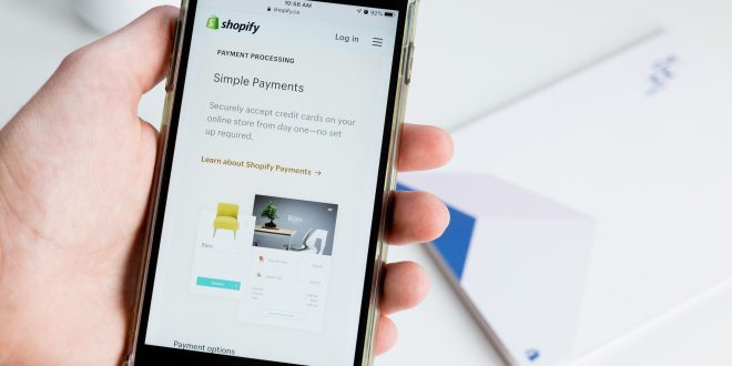 Compras online través de smartphones superarán el 50% en 2021 en México